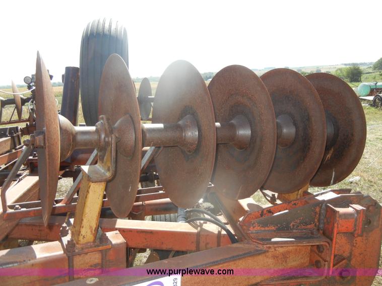 image for item D4329 Kewanee 1010 batwing disk