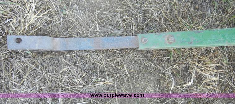 image for item D4330 John Deere 112 chuck/silage wagon