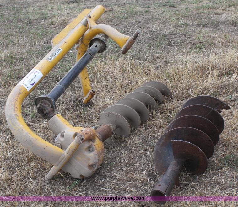Danuser F8 post hole digger in Beattie, KS Item D4331 sold Purple Wave