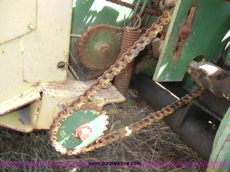 image for item D4332 John Deere 38 forage cutter