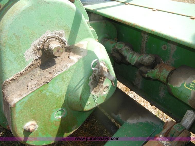 image for item D4332 John Deere 38 forage cutter