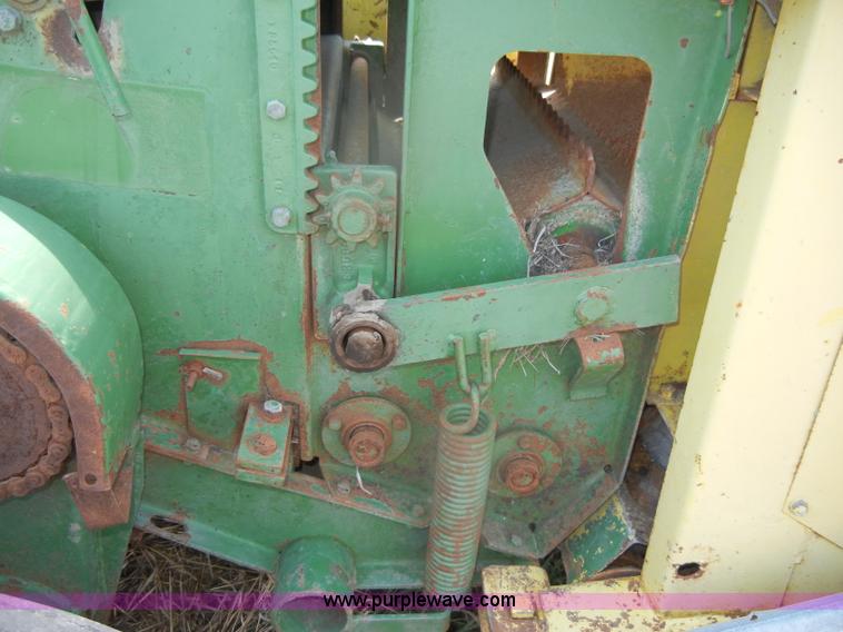 image for item D4332 John Deere 38 forage cutter