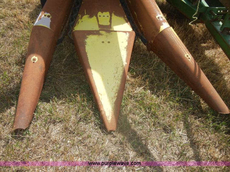 image for item D4332 John Deere 38 forage cutter