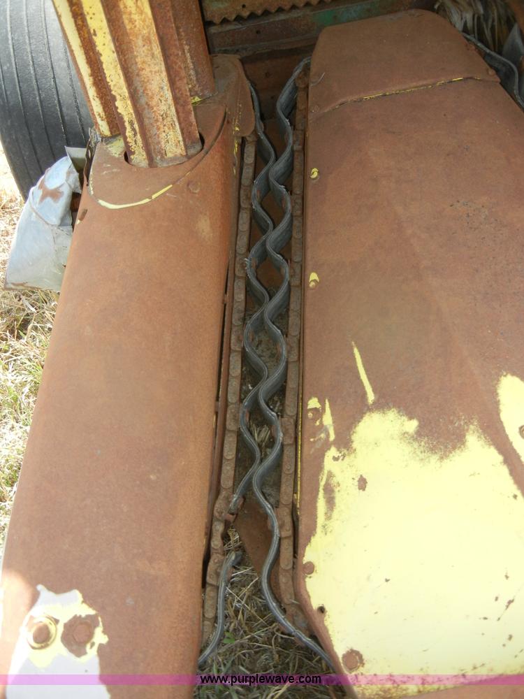 image for item D4332 John Deere 38 forage cutter