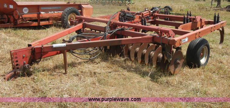 image for item D4334 Case IH 6500 Conser-Till chisel plow
