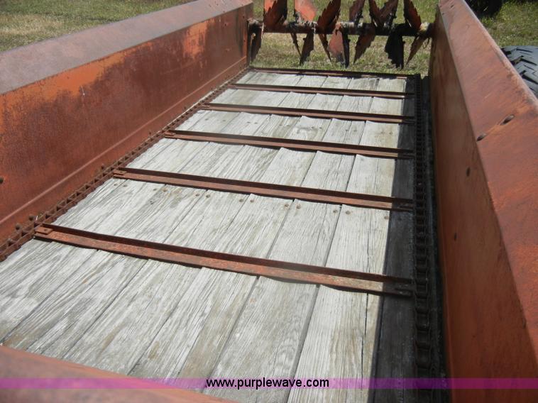image for item D4335 Massey-Ferguson 160 manure spreader