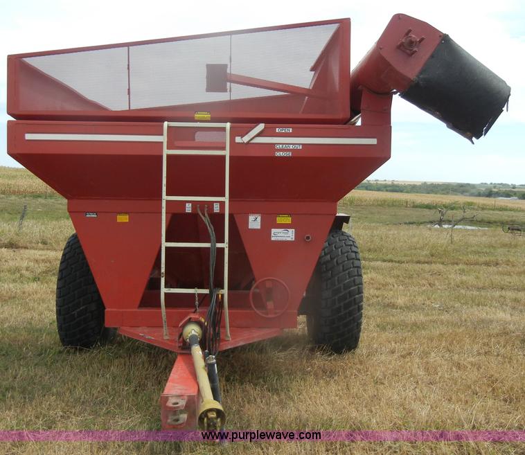 image for item D4340 E-Z Trail 500 grain cart