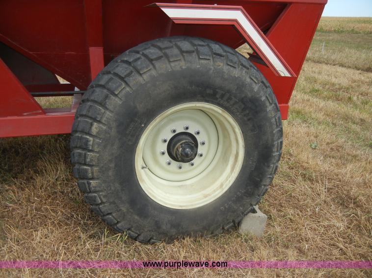 image for item D4340 E-Z Trail 500 grain cart