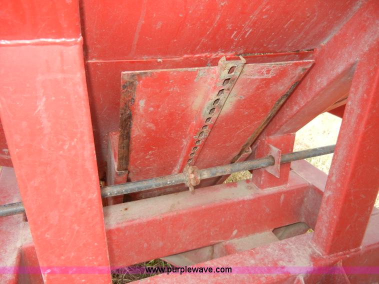 image for item D4340 E-Z Trail 500 grain cart