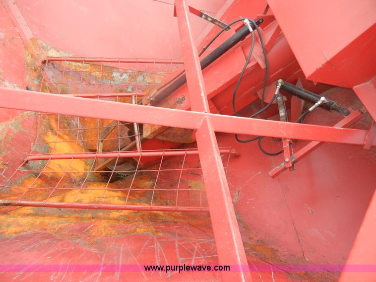image for item D4340 E-Z Trail 500 grain cart