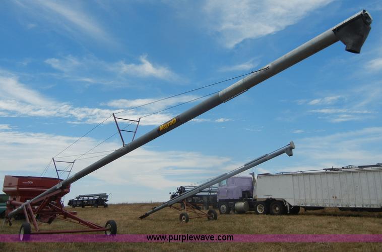 image for item D4341 2010 Hutchinson/Mayrath portable grain auger