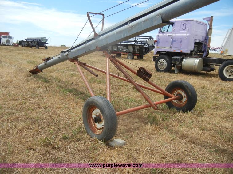 image for item D4342 Portable grain auger