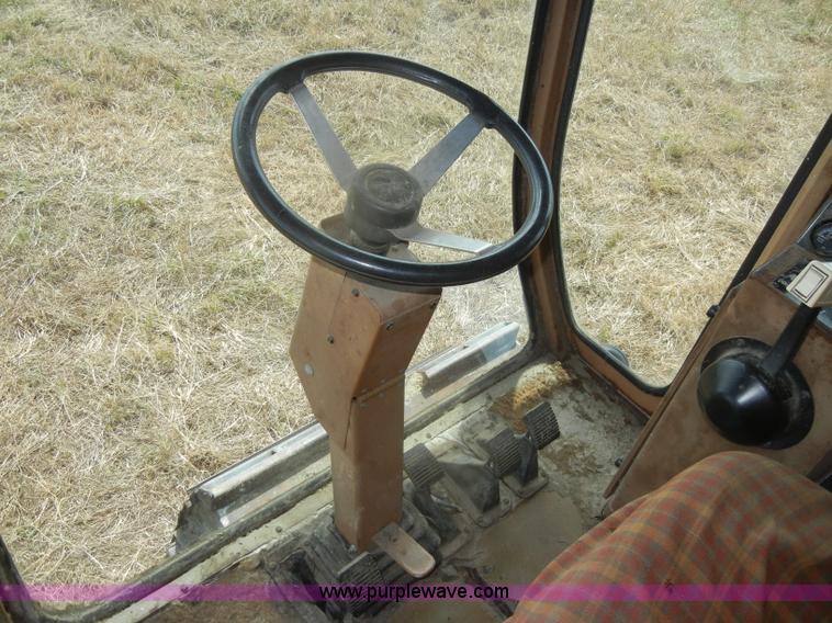 image for item D4388 1983 Gleaner N6 Series III combine