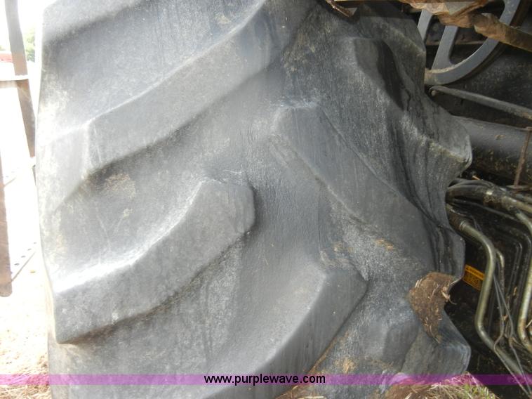 image for item D4388 1983 Gleaner N6 Series III combine