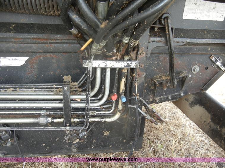 image for item D4388 1983 Gleaner N6 Series III combine