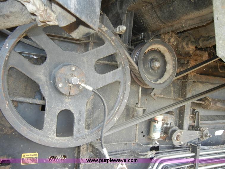 image for item D4388 1983 Gleaner N6 Series III combine