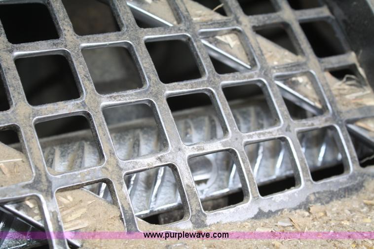 image for item D4388 1983 Gleaner N6 Series III combine