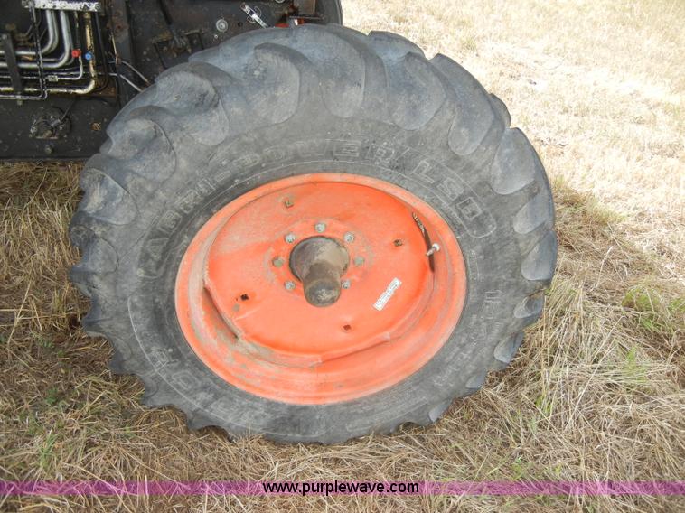 image for item D4388 1983 Gleaner N6 Series III combine