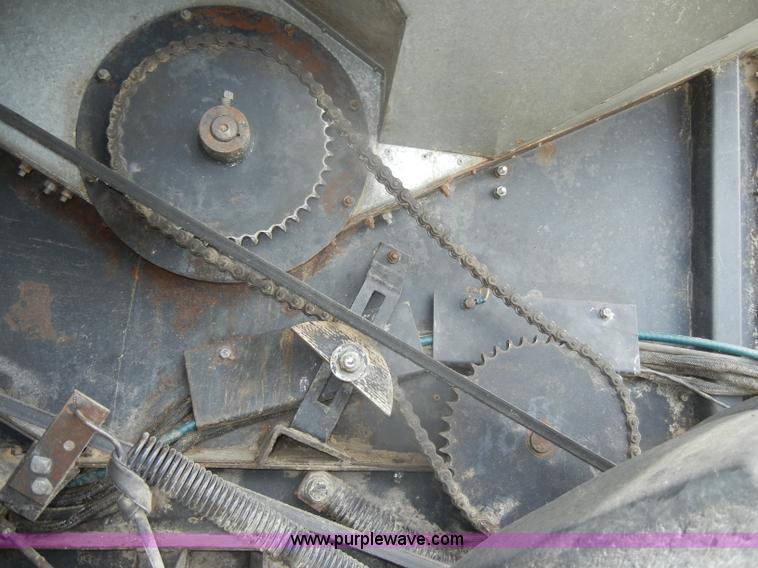 image for item D4388 1983 Gleaner N6 Series III combine