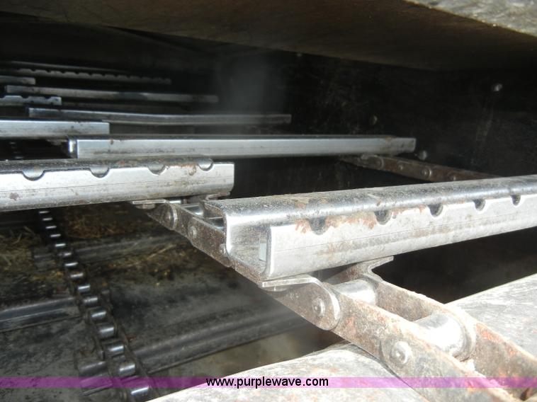 image for item D4388 1983 Gleaner N6 Series III combine