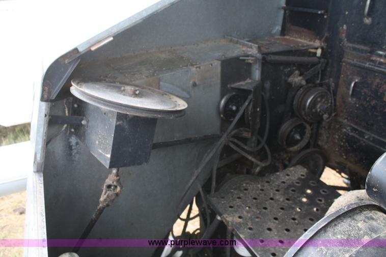 image for item D4388 1983 Gleaner N6 Series III combine