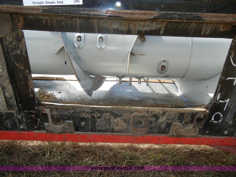 image for item D4389 AGCO 800 Series flex platform with trailer