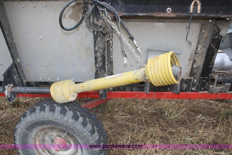 image for item D4389 AGCO 800 Series flex platform with trailer