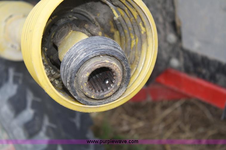 image for item D4389 AGCO 800 Series flex platform with trailer