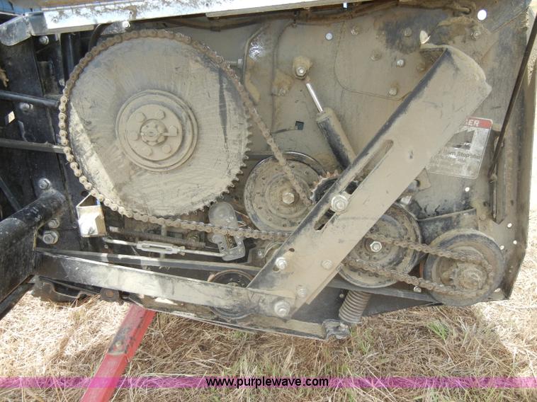 image for item D4389 AGCO 800 Series flex platform with trailer