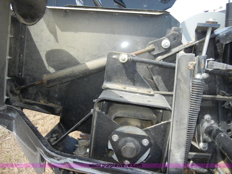 image for item D4389 AGCO 800 Series flex platform with trailer