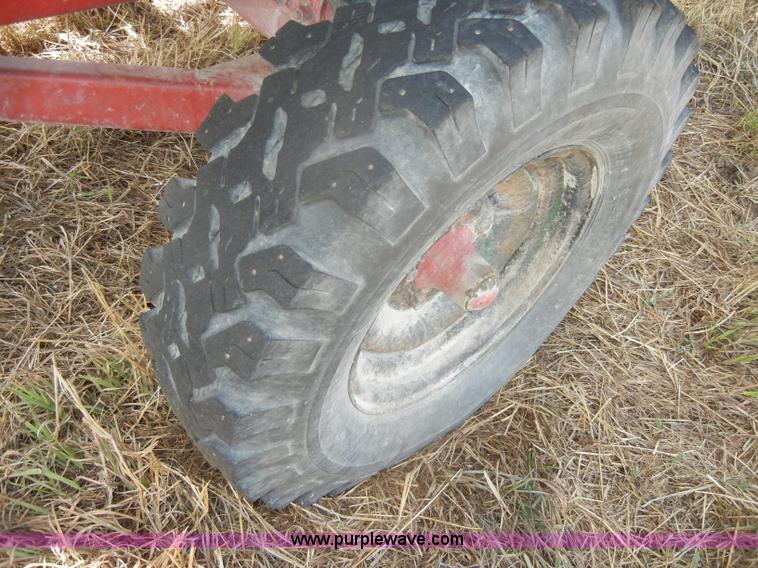 image for item D4389 AGCO 800 Series flex platform with trailer