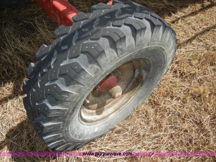 image for item D4389 AGCO 800 Series flex platform with trailer