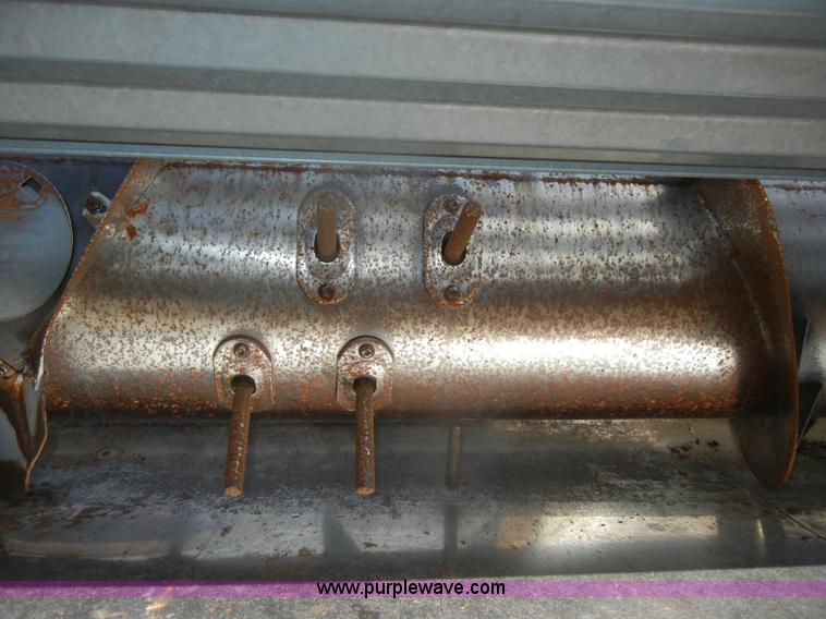 image for item D4390 Deutz Allis 24' rigid combine platform with trailer