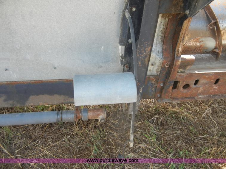 image for item D4390 Deutz Allis 24' rigid combine platform with trailer