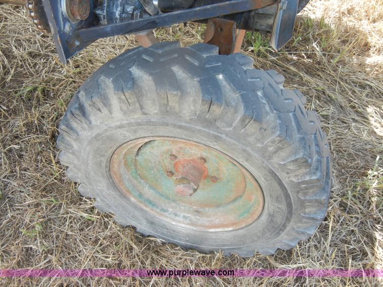 image for item D4390 Deutz Allis 24' rigid combine platform with trailer