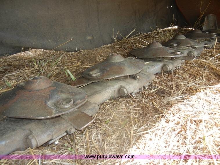 image for item D4392 2010 AGCO Hesston 3009 disc mower