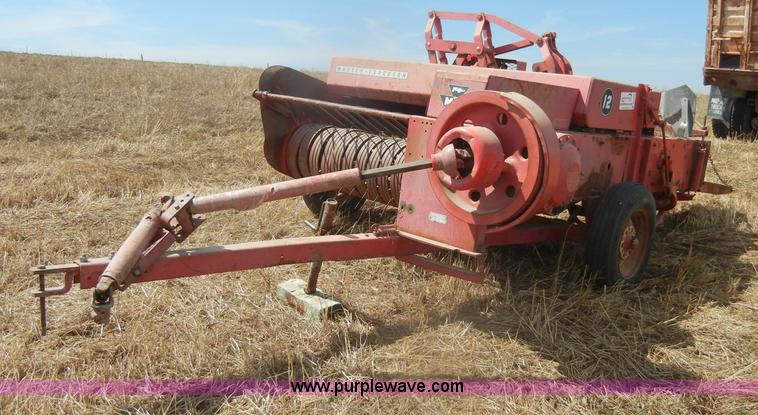 image for item D4393 Massey-Ferguson 12 small square baler