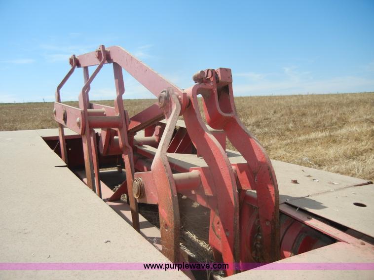 image for item D4393 Massey-Ferguson 12 small square baler