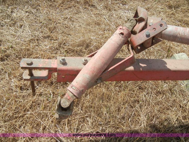 image for item D4393 Massey-Ferguson 12 small square baler