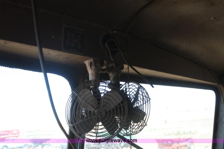 image for item D4394 1965 White Freightliner grain truck