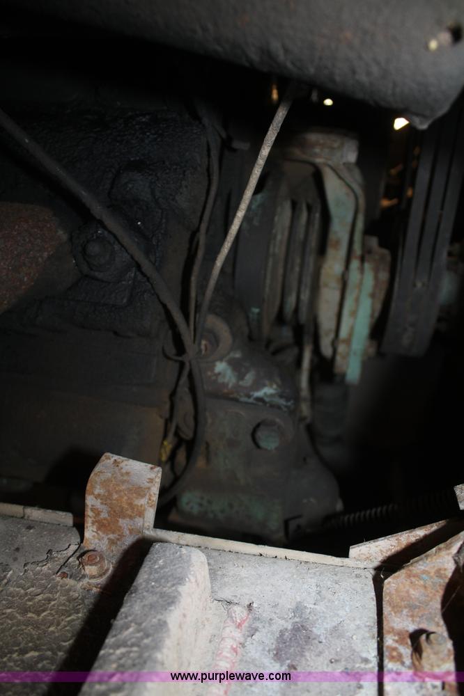 image for item D4394 1965 White Freightliner grain truck