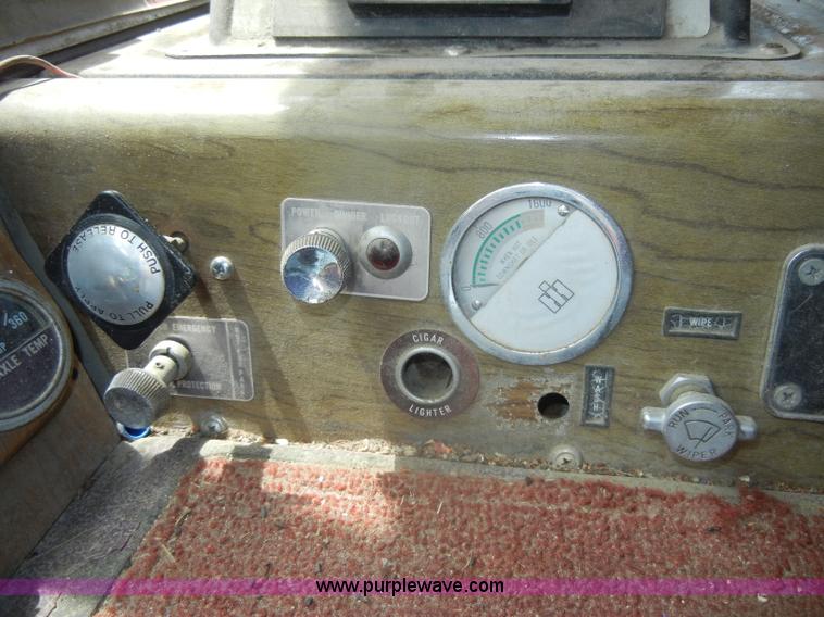 image for item D4500 1974 Transtar International semi truck