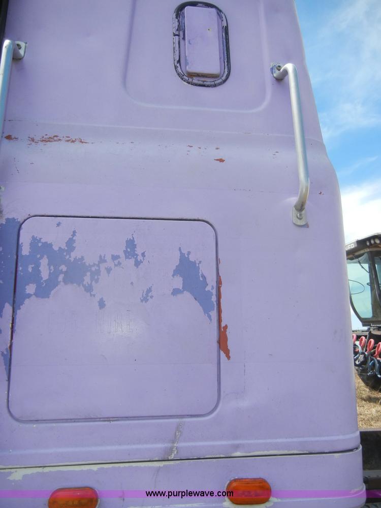 image for item D4500 1974 Transtar International semi truck