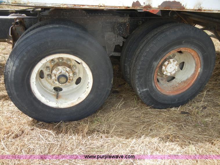 image for item D4500 1974 Transtar International semi truck