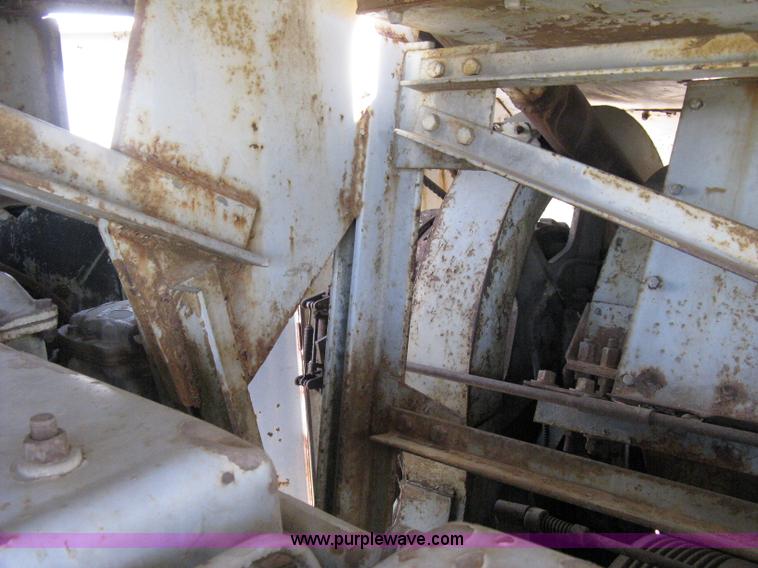 image for item A6493 P & H 655B drag-line lattice boom crane