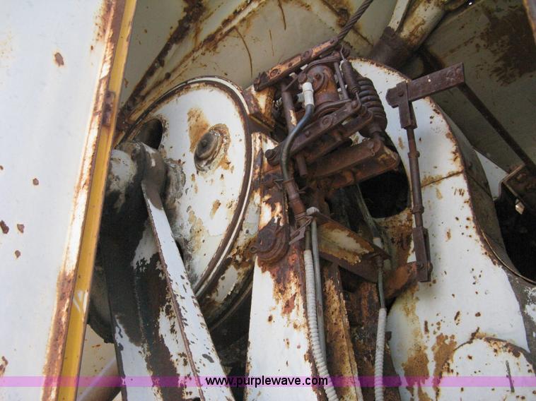 image for item A6493 P & H 655B drag-line lattice boom crane