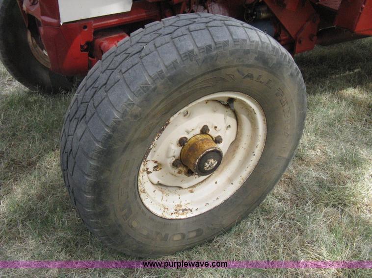 image for item A6496 International 2500B tractor