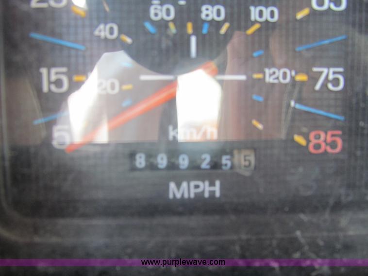 image for item A8436 1981 Ford F250 pickup truck