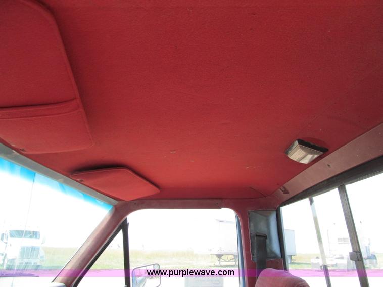 image for item A8436 1981 Ford F250 pickup truck