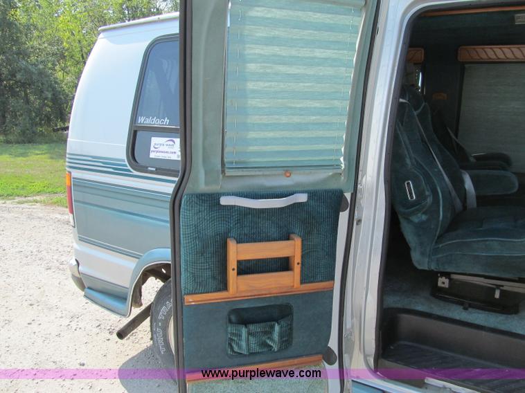 image for item A8439 1993 Ford E150 Econoline conversion van